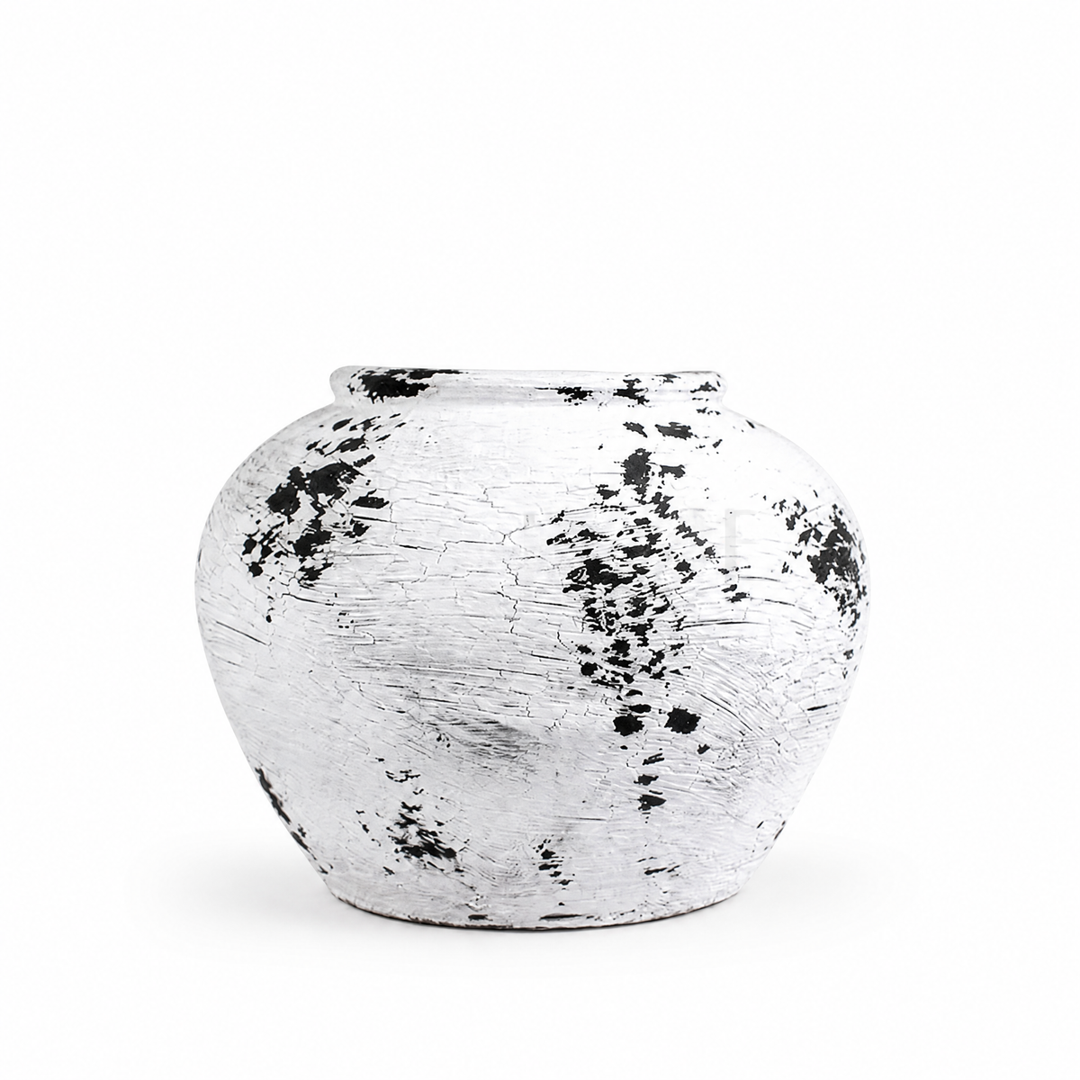 Decorative Vase “Mawa” – Distressed White