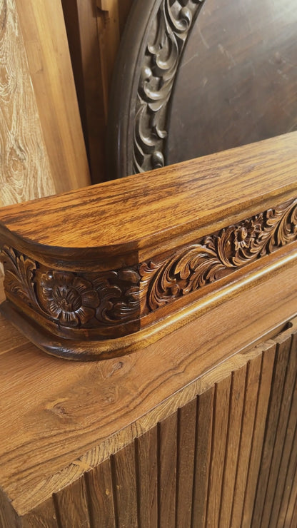 Wooden Floating Shelf 'Kamala'- 120 × 15 × 20 cm