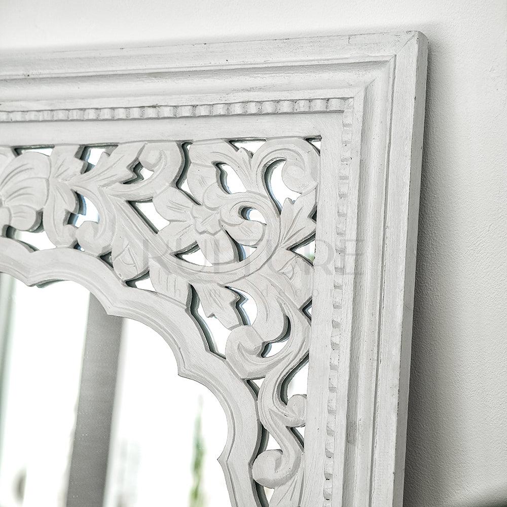 Hand Carved Mirror Cahaya in white 150 cm